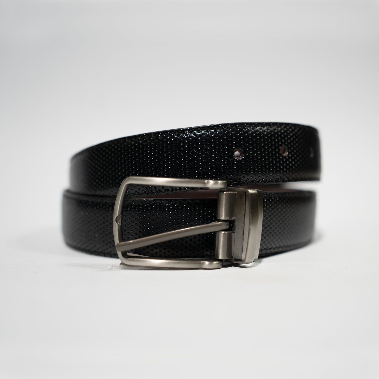 Black Genuine Leather Belt – Textured Finish with Classic Buckle