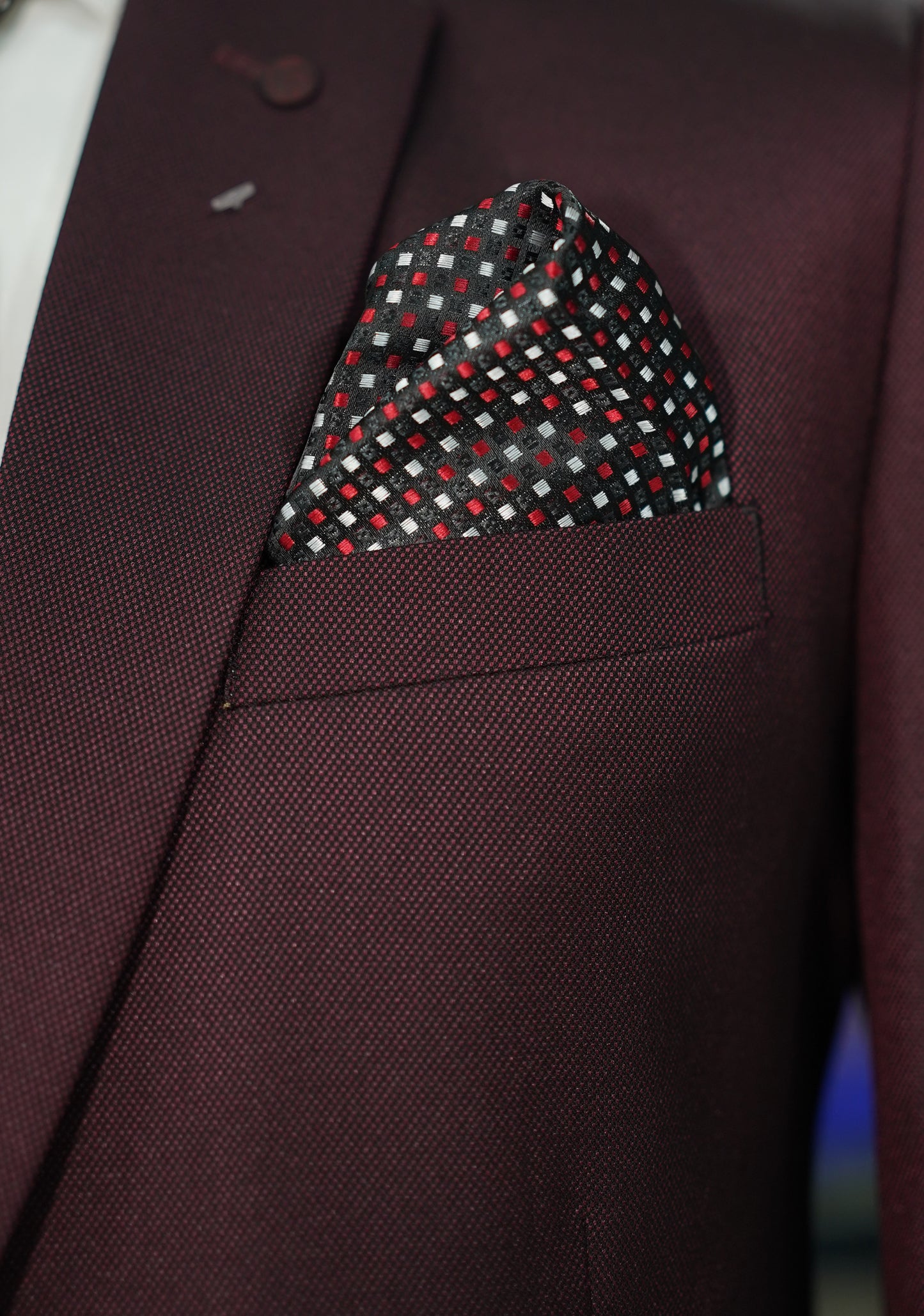 Men’s Classic Burgundy Formal Suit – Elegant Tailored Fit