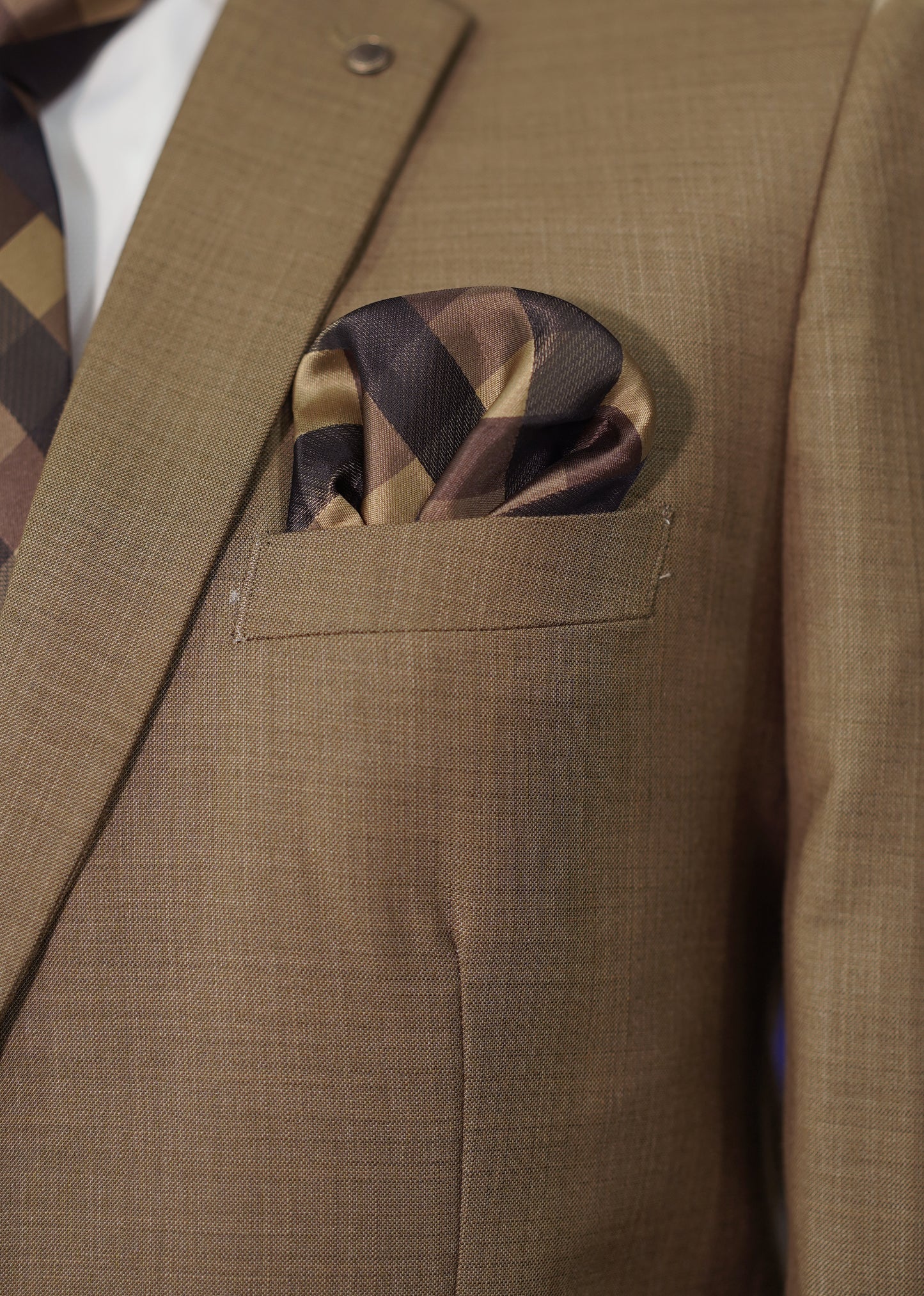 Luxury Two-Piece Brown Suit – Formal Slim Fit Attire