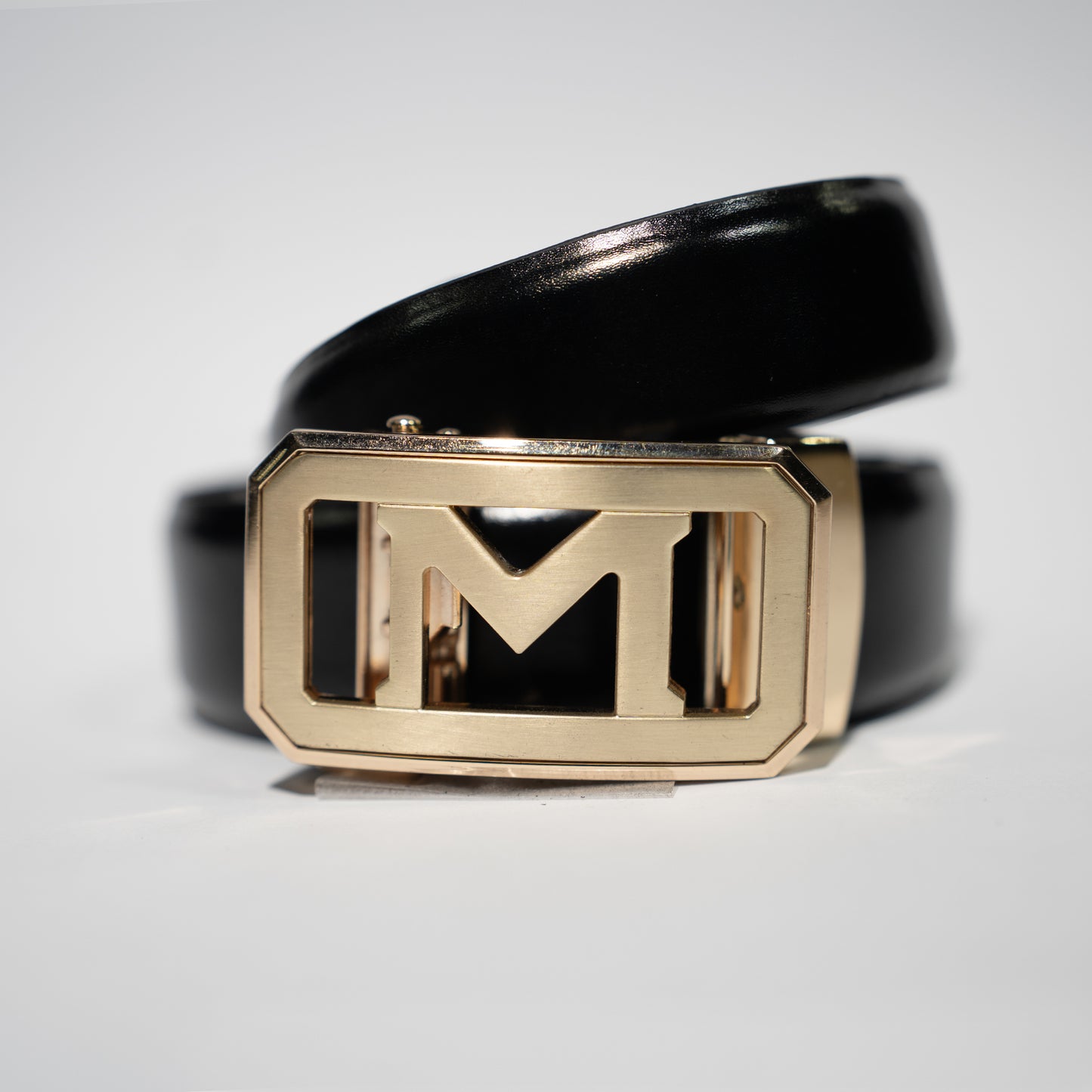Luxury Black Leather Belt with Golden "M" Buckle – Premium Men's Fashion