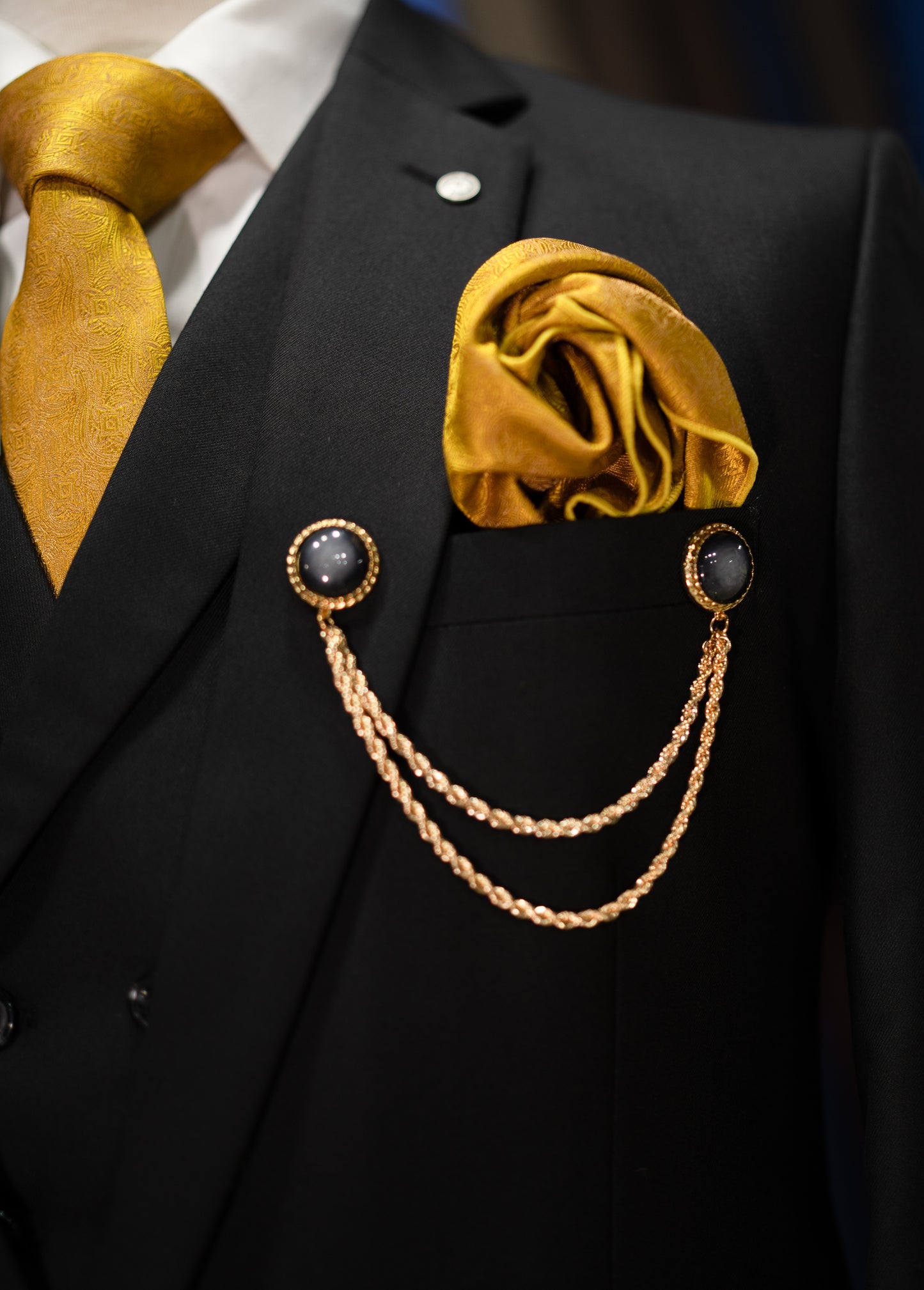 Black 3-Piece Men’s Suit with Golden Tie & Pocket Square