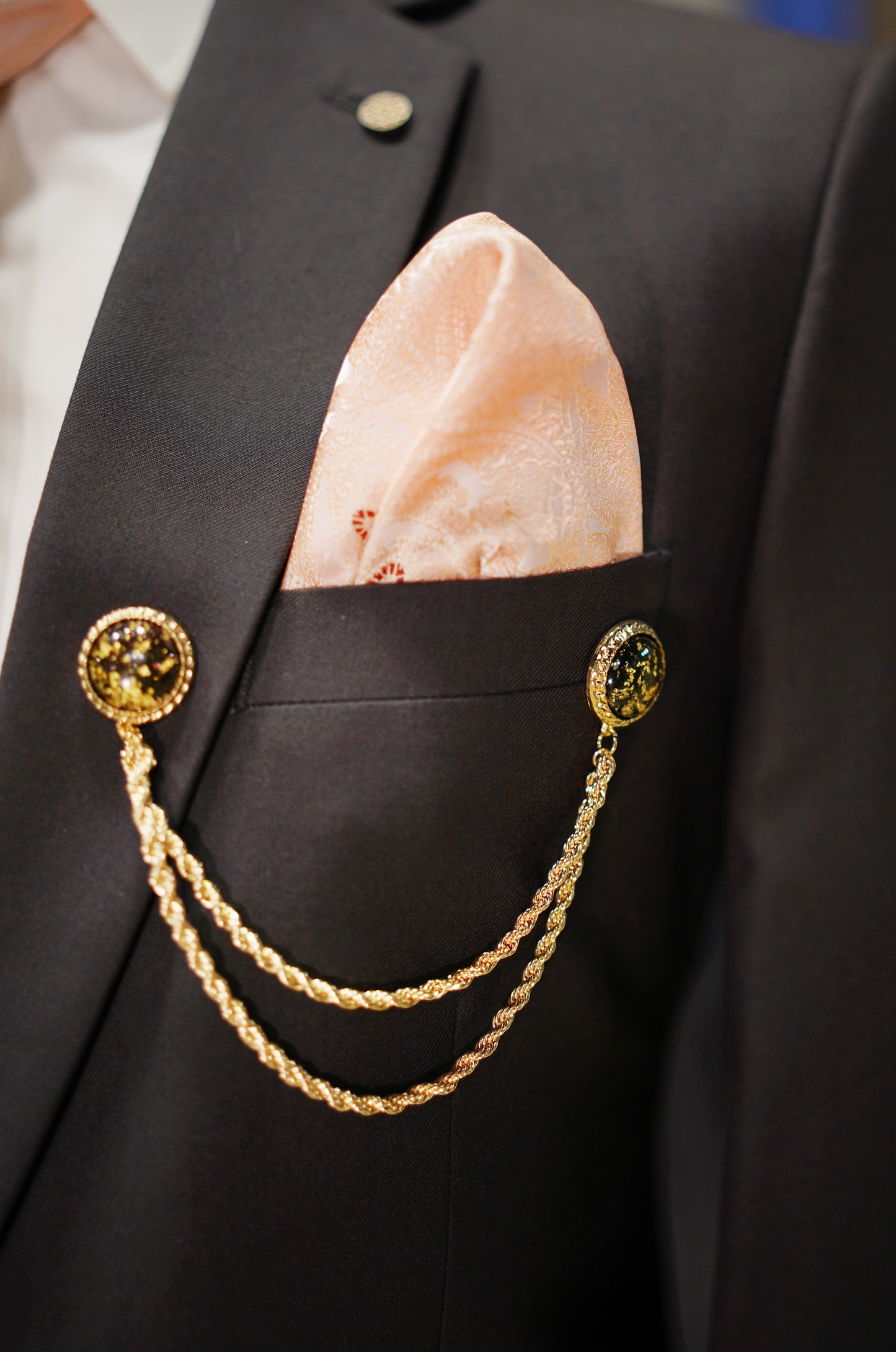 Men’s 3-Piece Classic Formal Suit – Dark Charcoal with Peach Tie & Pocket Square